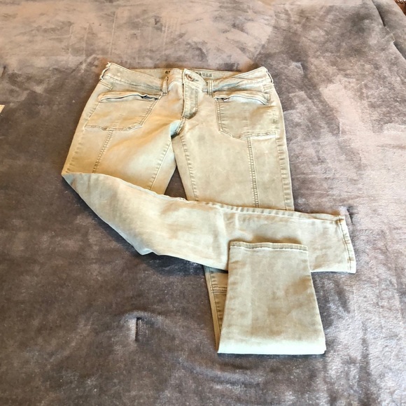 Women’s size 6 American Eagle outfitters green jeans - Picture 2 of 12